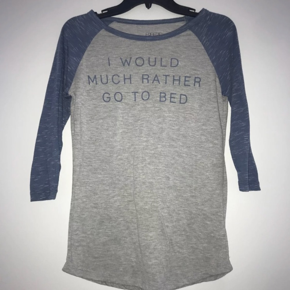 quarter sleeve tee